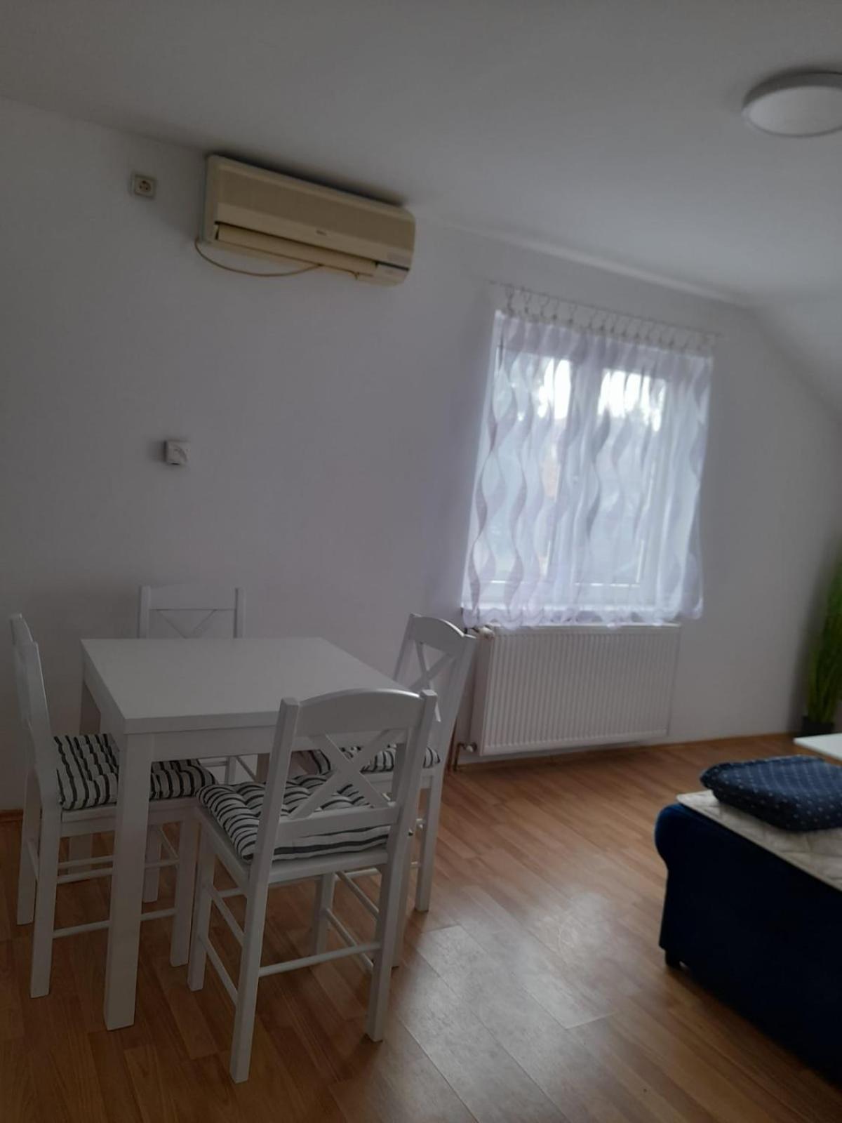 Apartman Giovanni Aranđelovac Extérieur photo