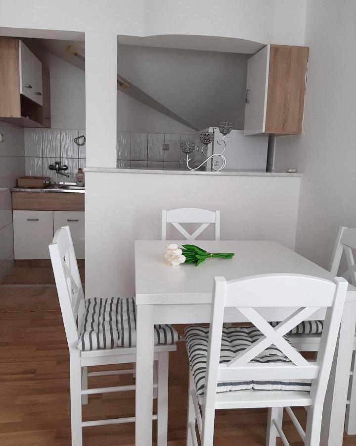 Apartman Giovanni Aranđelovac Extérieur photo